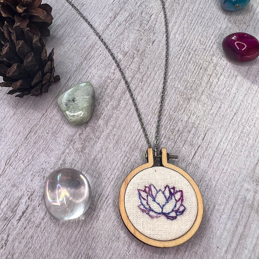 Lotus embroidered necklace