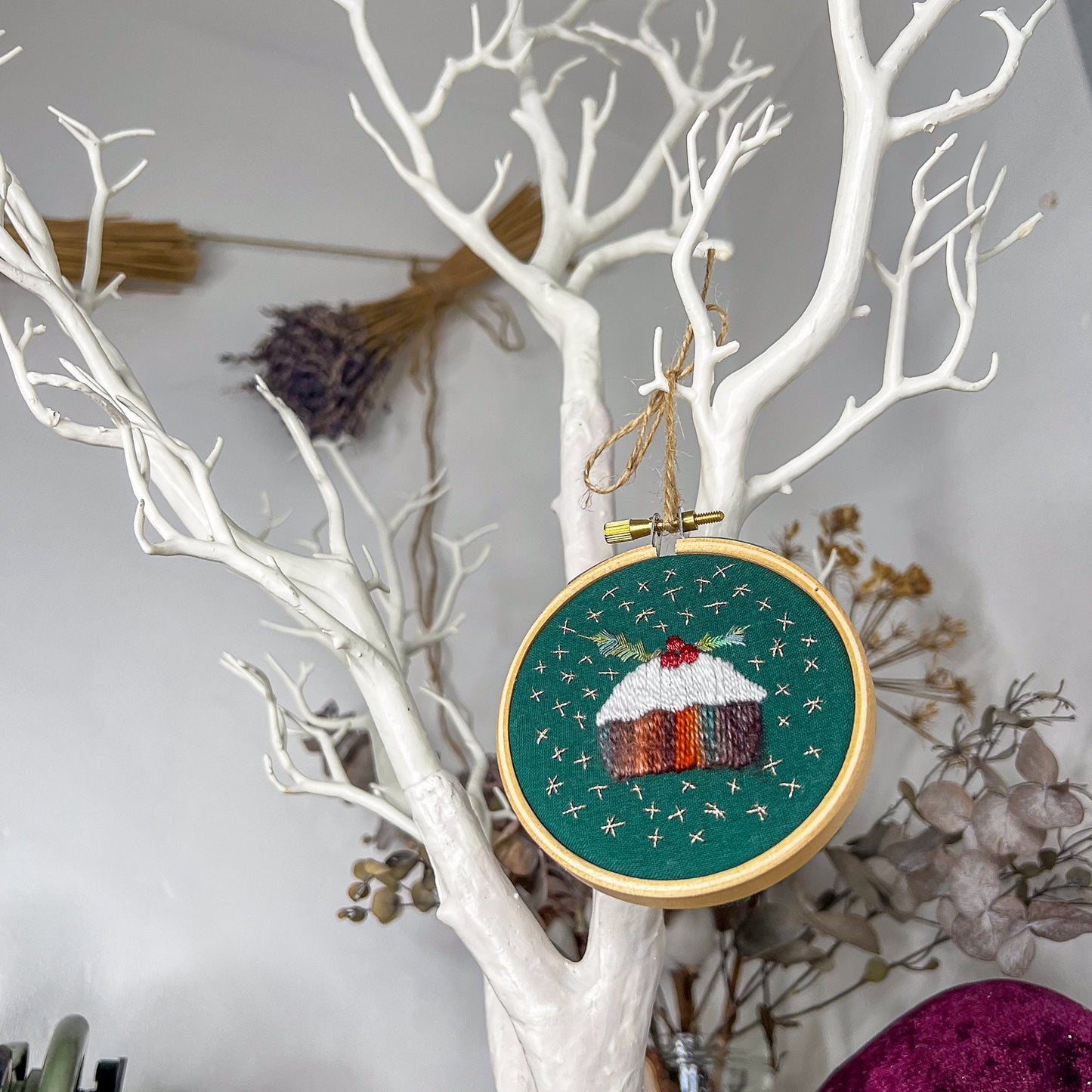 Christmas pudding embroidered hoop