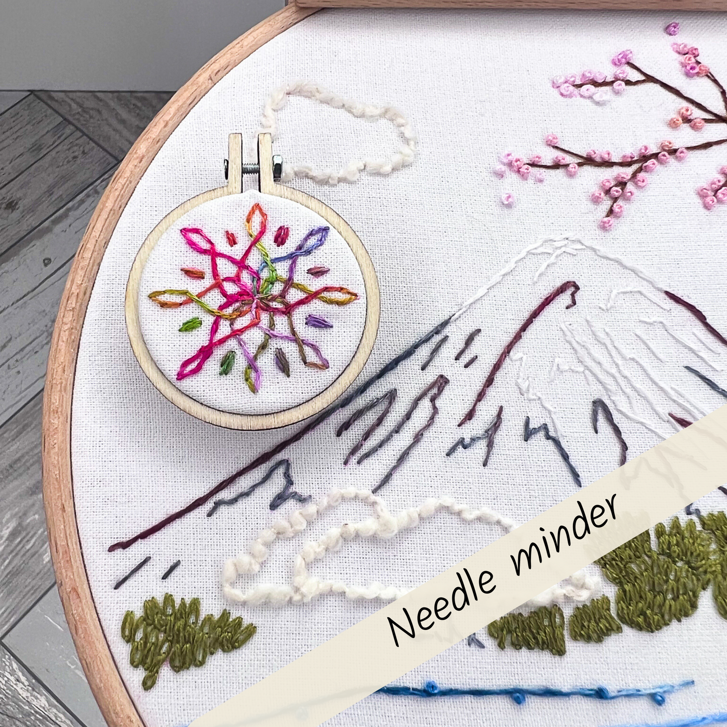 Hand Embroidered swirl Needle Minder